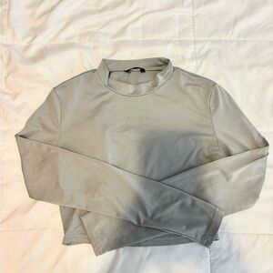 Silver athletic top from shein! Size XS